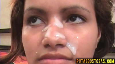 Tinka krijt cum op har gesicht nei anale seks